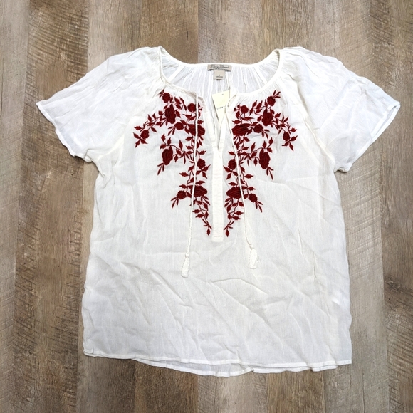 Lucky Brand White Semi Sheer Red Embroidered Chest Blouse New with tags - Picture 1 of 11